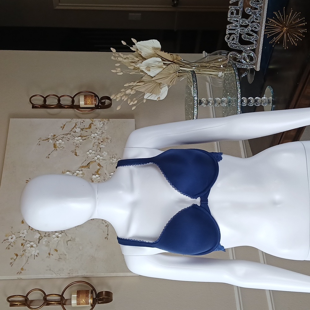 Victoria's Secret Body By Victoria Racerback Demi Navy Blue Bra. Size 34D
